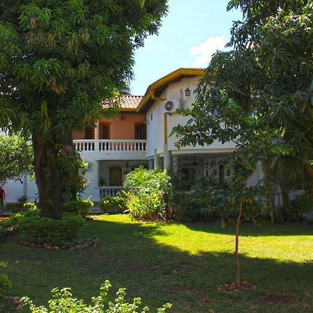Ross Char Hotel Assunção Exterior foto